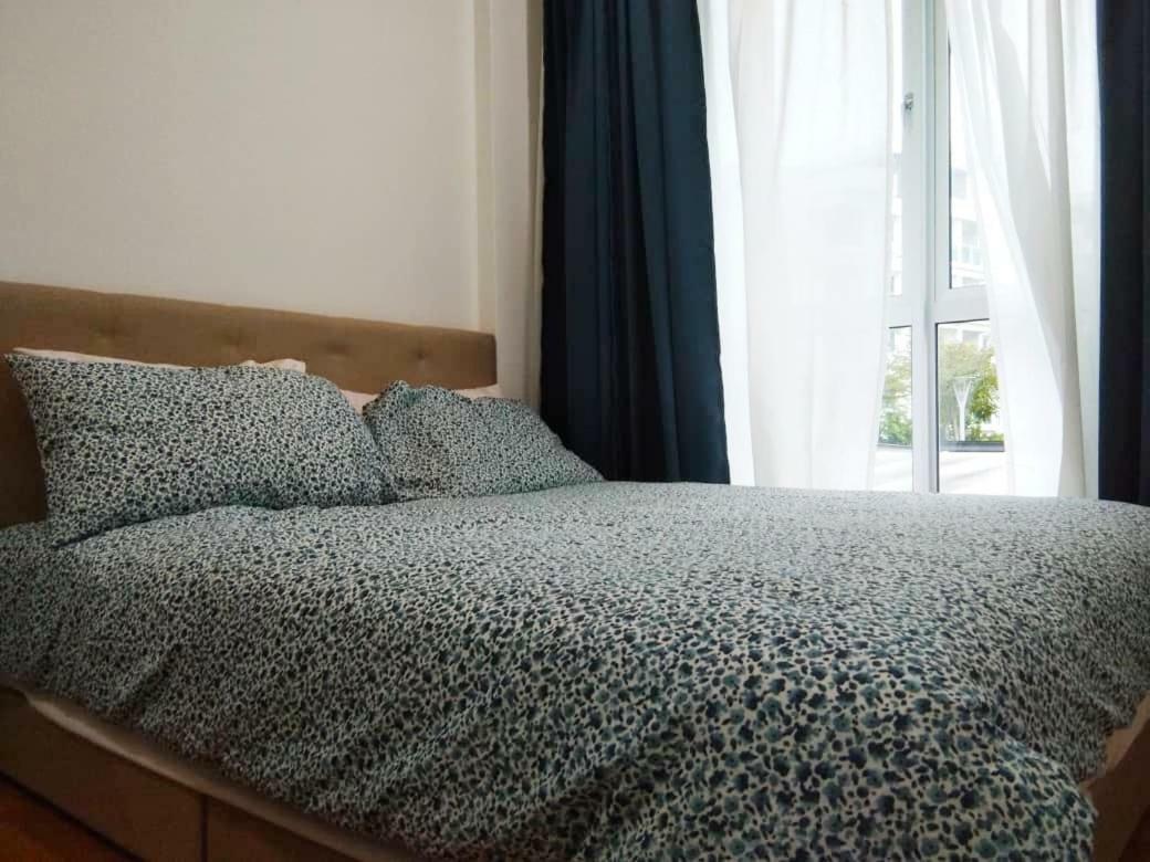 Putra 1 Pool Homestay Bandar Seri Putra Kampong Sungai Buah Eksteriør bilde